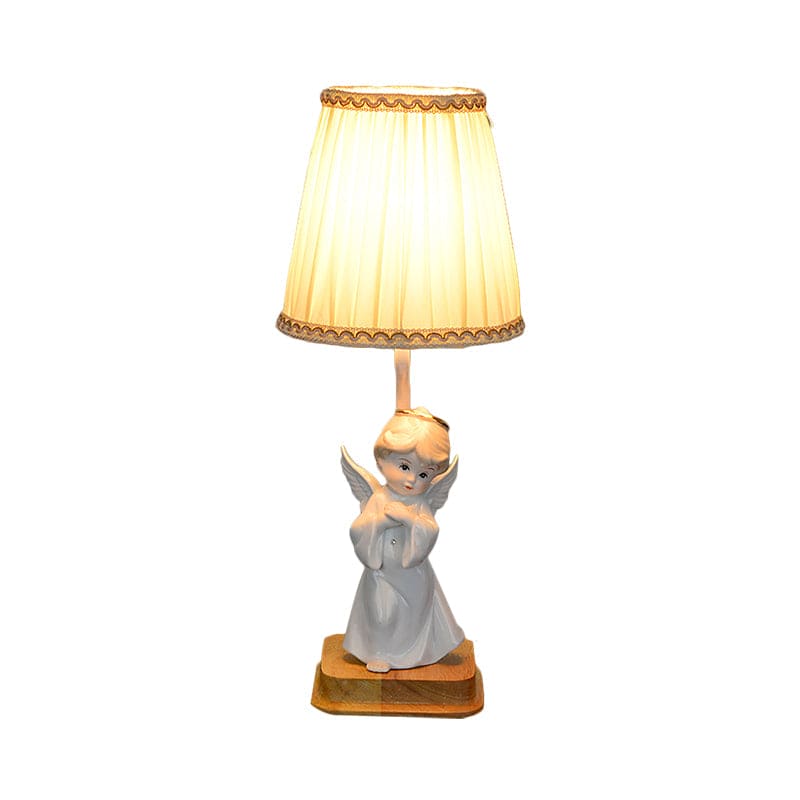 Klassieke Nachtkastlamp met Engel Decor – Sfeervolle Bedlamp voor Slaapkamer of Kinderkamer