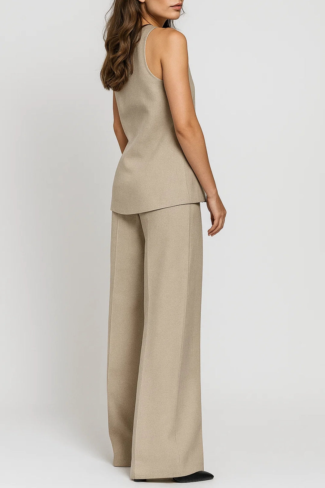 Dames co-ord set – gilet met gouden knopen, wijde broek, chic