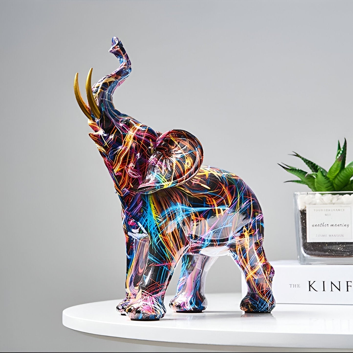 Abstracte Kleurrijke Olifantenbeeld – Artistieke Elegantie voor Elk Interieur