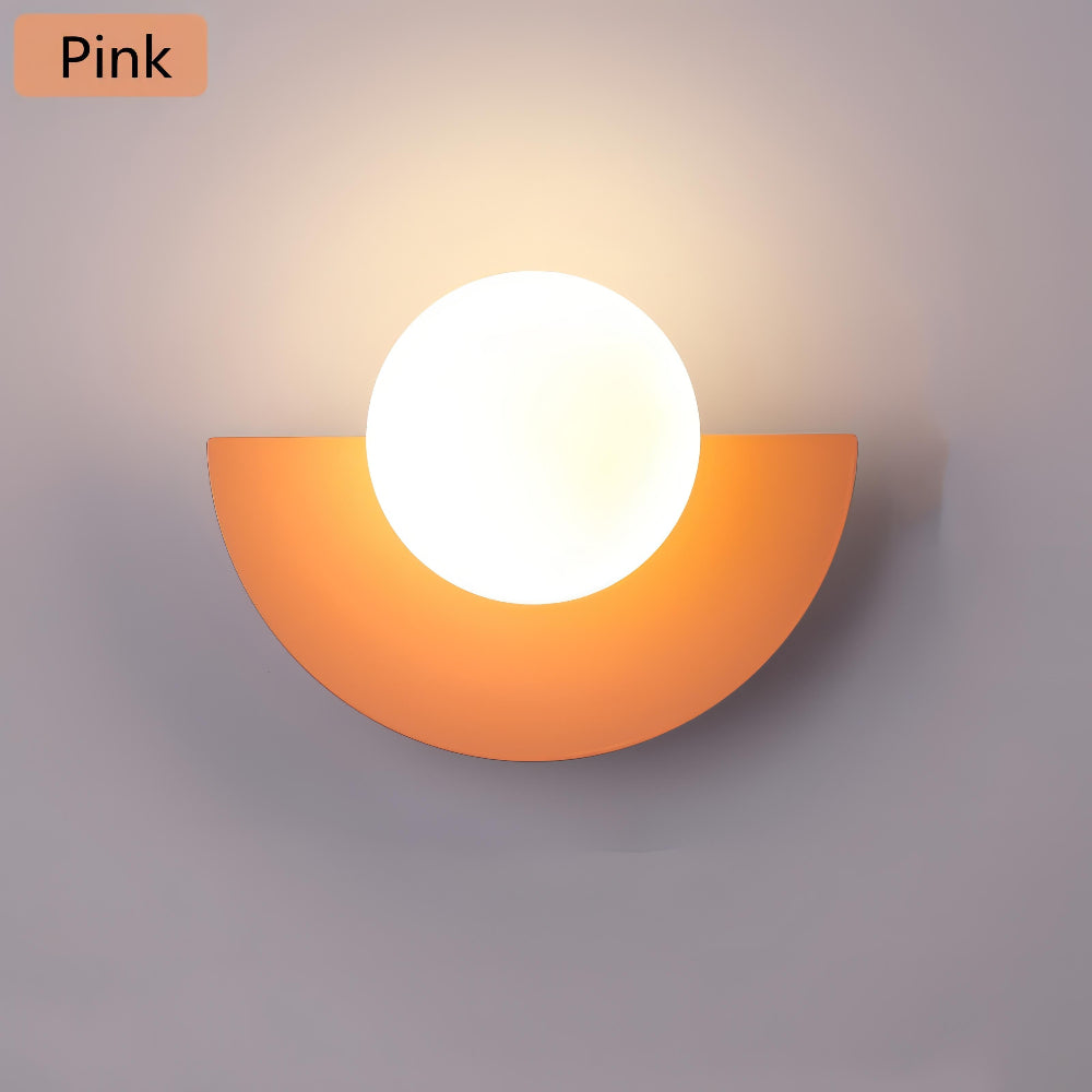 Halfronde Wandlamp van Metaal - Nordic Design voor een Minimalistisch Interieur
