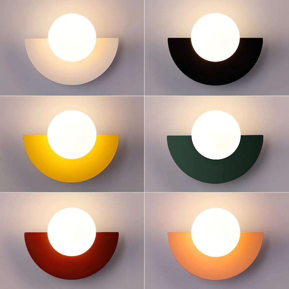 Halfronde Wandlamp van Metaal - Nordic Design voor een Minimalistisch Interieur