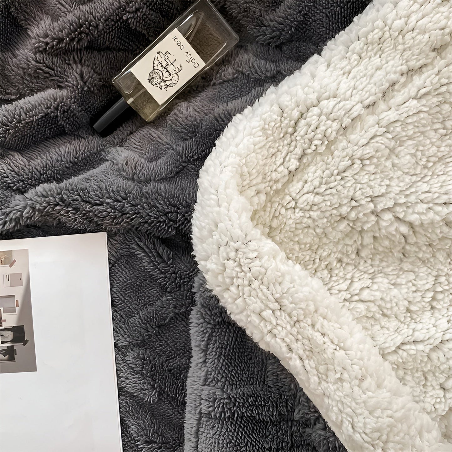 Cozy Cuddle – Dubbellaagse Kasjmier Fleecedeken voor Warme Nachten in Stijl