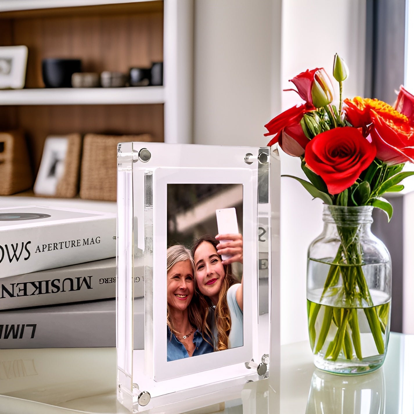 Acryl Digitale Fotolijst met Videoweergave – CrystalFrame 5 Inch | Herinneringen in Beweging met USB en Oplaadbare Batterij