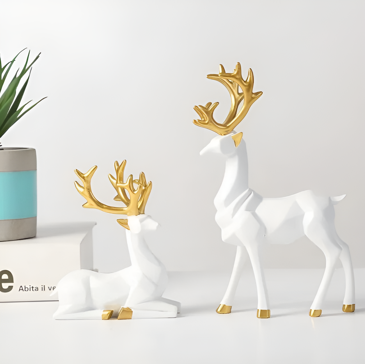 Velvoro decoratiebeeld – 2-delig rendierfiguur set van hars in elegante kleuren