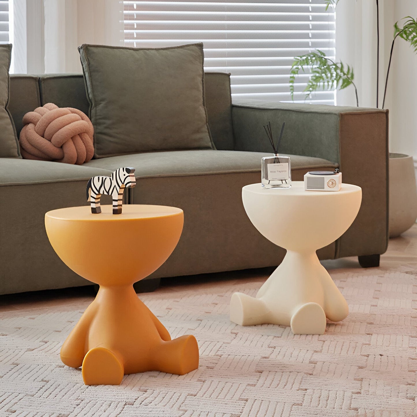 Lunaro bijzettafel – ronde minimalistische salontafel van kunststof in scandinavisch japandi design