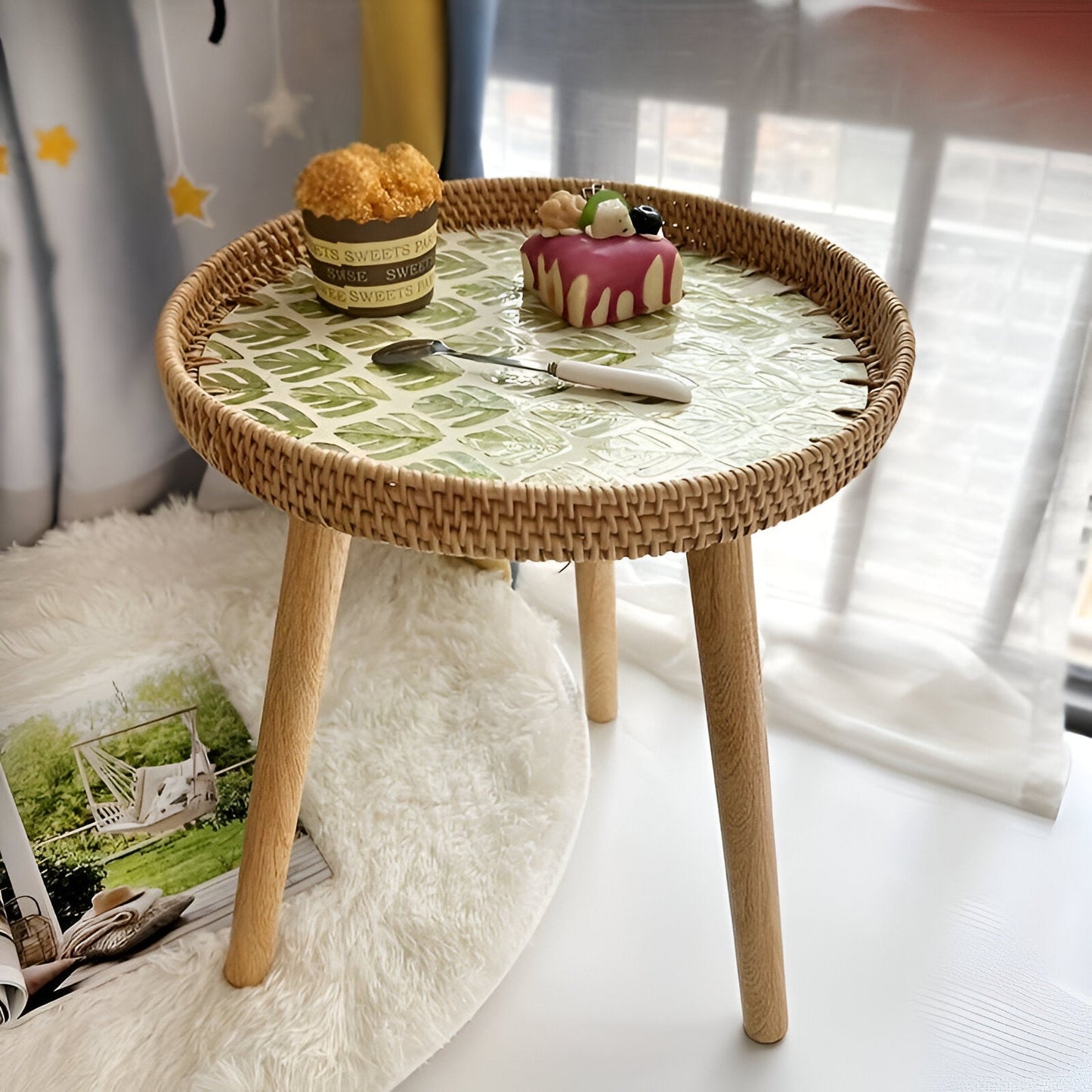 ScandiTripod Ronde Rattan Houten Salontafel – Handgemaakt Scandinavisch Design