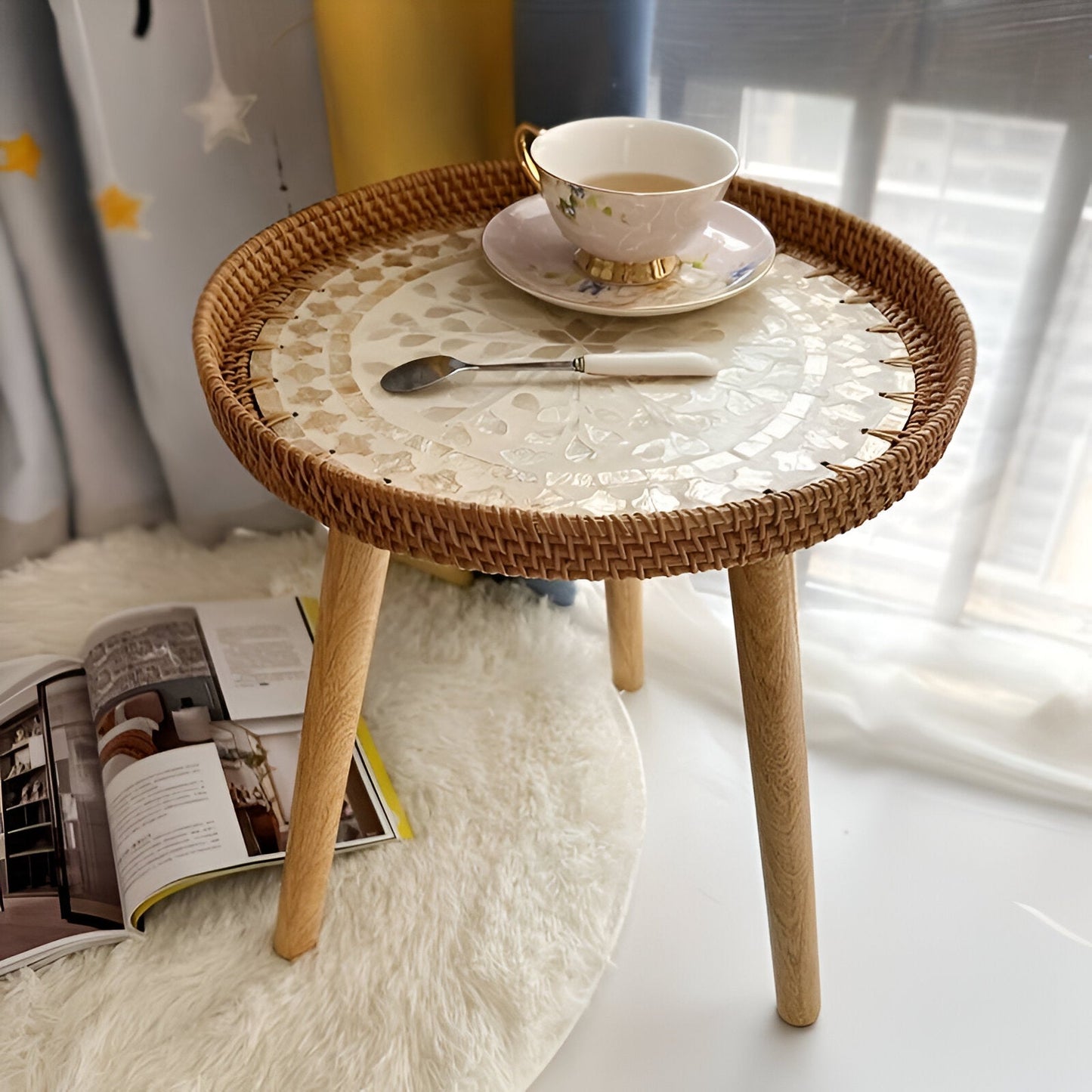 ScandiTripod Ronde Rattan Houten Salontafel – Handgemaakt Scandinavisch Design