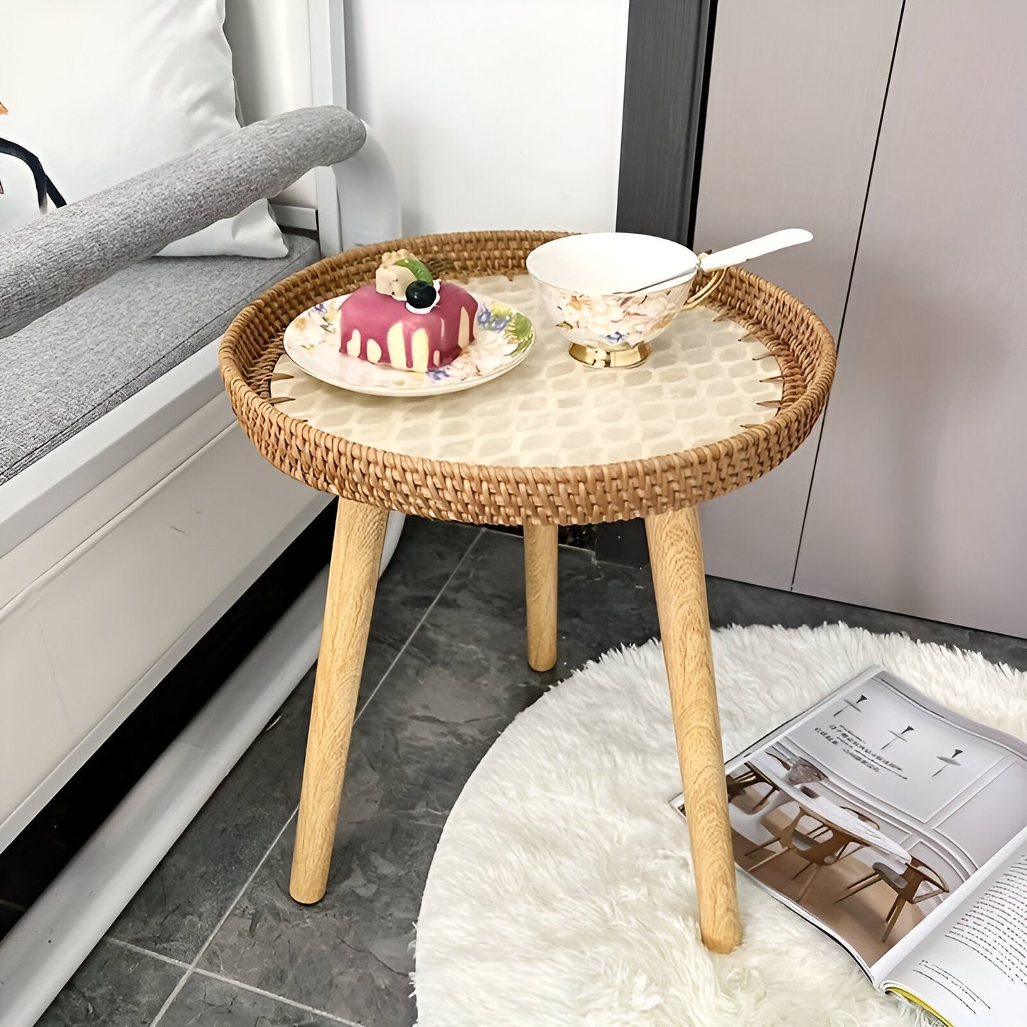 ScandiTripod Ronde Rattan Houten Salontafel – Handgemaakt Scandinavisch Design
