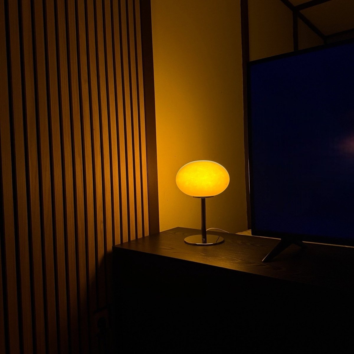 Kogellamp – Tijdloos Design met Dimbare Verlichting