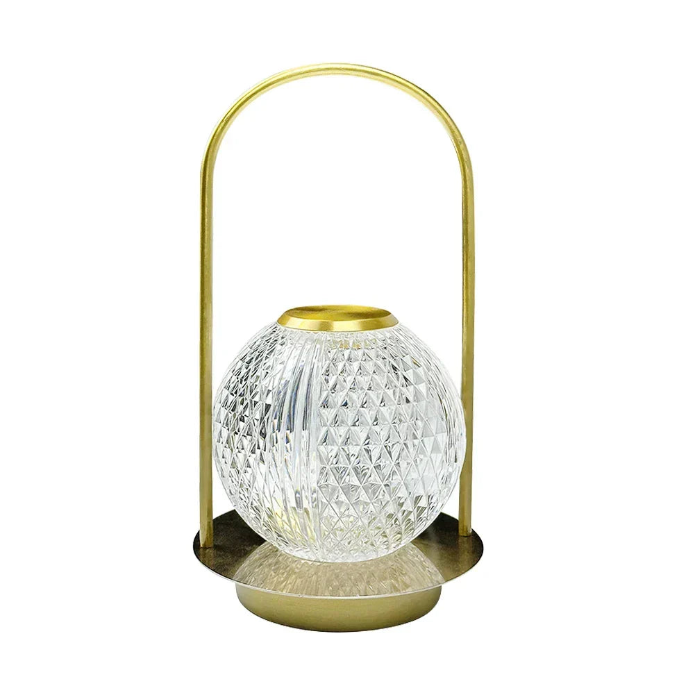 Lumira Kristallen Tafellamp – Luxe Designlamp met Facetreflectie