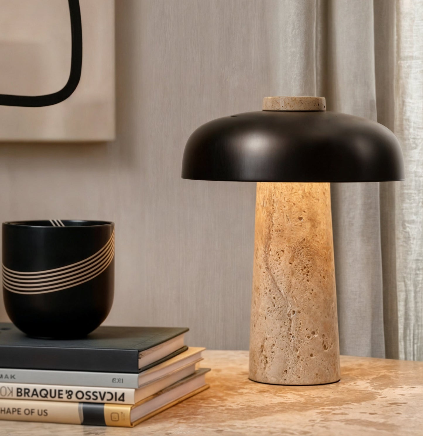 Aurelia Stenen Tafellamp – Minimalistische Designlamp met Gladde Marmeren Voet, Zacht Licht & Tijdloos Karakter voor Moderne Interieurs