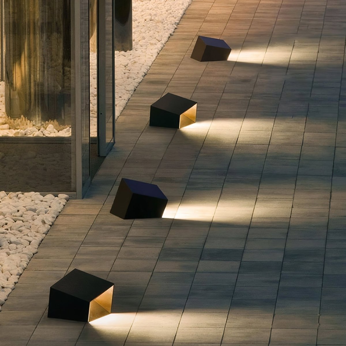 Luno Solar LED Buitenlamp – Kubusvormige Grondspot voor Minimalistische Tuinverlichting