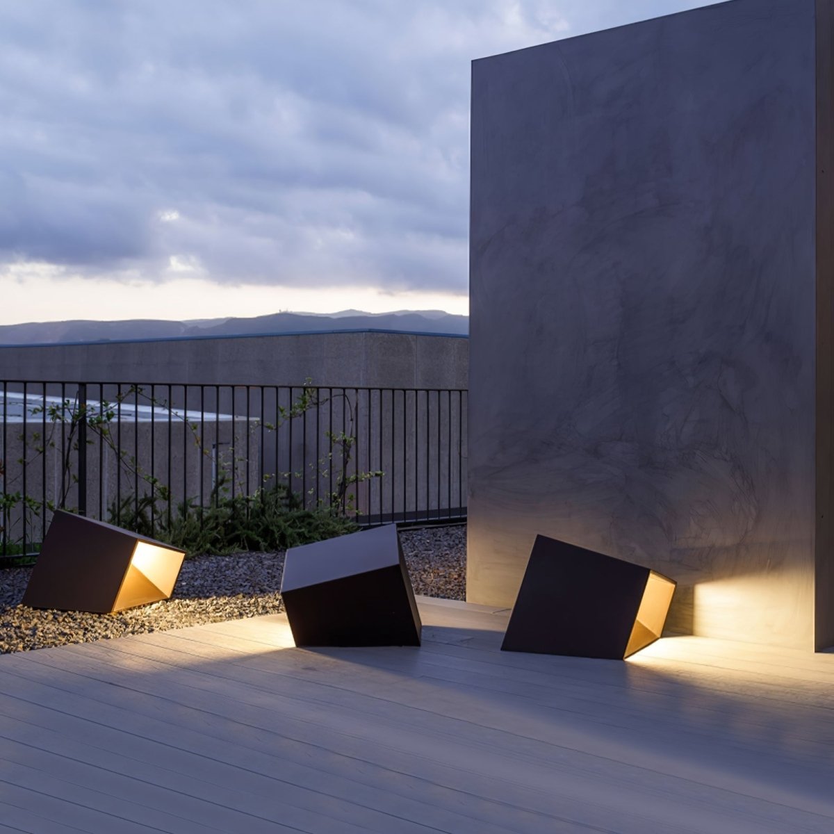 Luno Solar LED Buitenlamp – Kubusvormige Grondspot voor Minimalistische Tuinverlichting