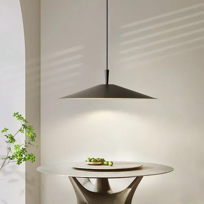 Luscento Moderne Hanglamp – Aluminium LED Pendellamp met Warm Licht, Minimalistisch Design & Energiezuinig, Ideaal voor Eetkamer, Woonruimte of Restaurant