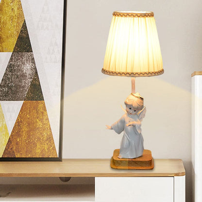 Klassieke Nachtkastlamp met Engel Decor – Sfeervolle Bedlamp voor Slaapkamer of Kinderkamer