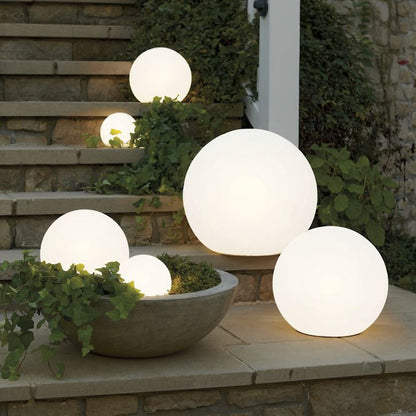 Aurora Garden Sphere – LED Buitenlamp met 16 Kleuren en Afstandsbediening