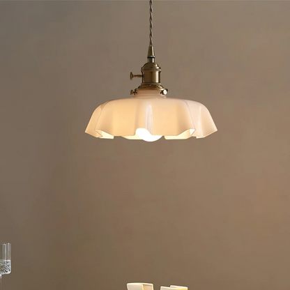 Witte Flower Hanglamp – Elegante Bloemvorm en Tijdloze Luxe