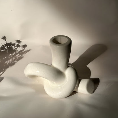 Minimalistische Keramische Knoop Kandelaar – Stijlvolle Woondecoratiev