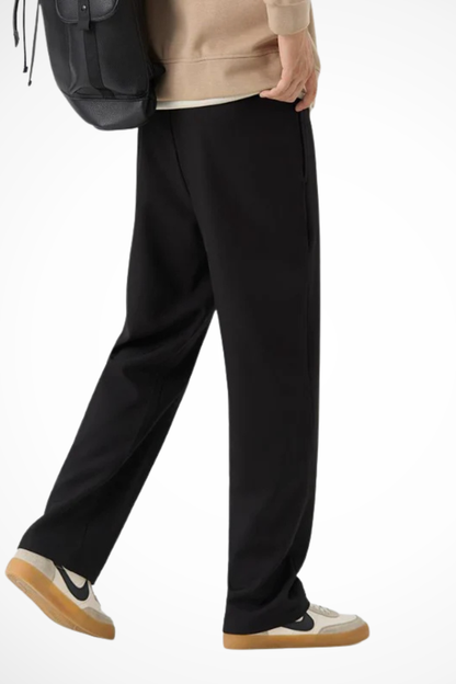 Wijde pantalon met plooien – Strak en moeiteloos stijlvol