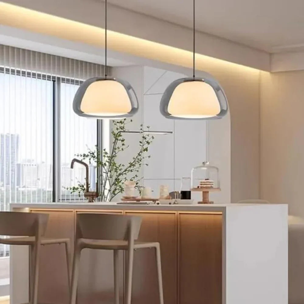 Moderne Glazen Hanglamp – Strakke Eleganties voor een Stijlvol Interieur