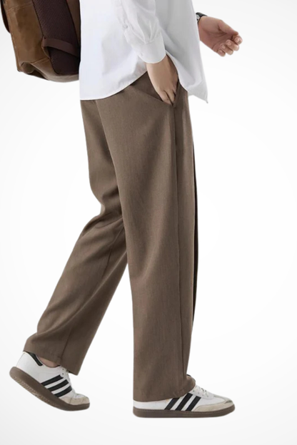 Wijde pantalon met plooien – Strak en moeiteloos stijlvol