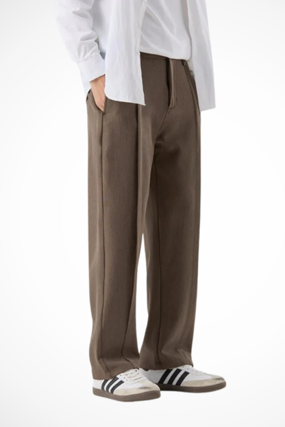 Wijde pantalon met plooien – Strak en moeiteloos stijlvol