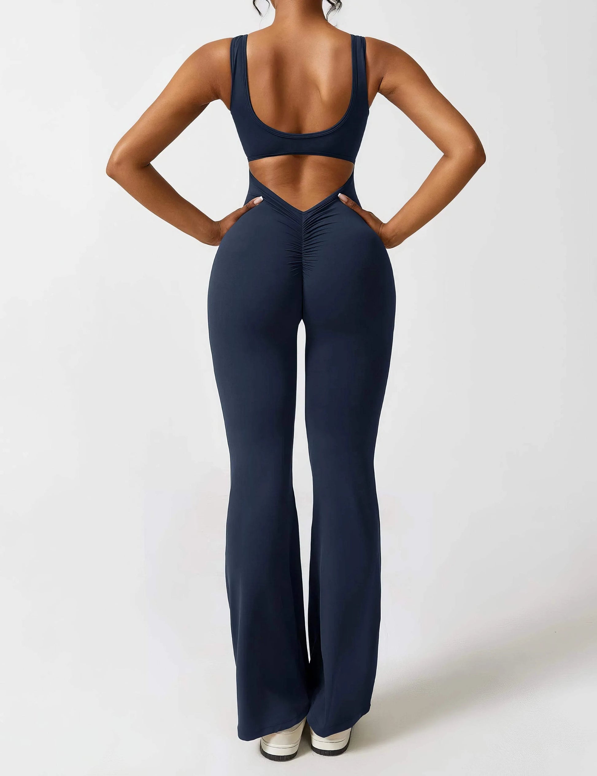 Emma | Elegante Jumpsuit met Uitlopende Pijpen 2