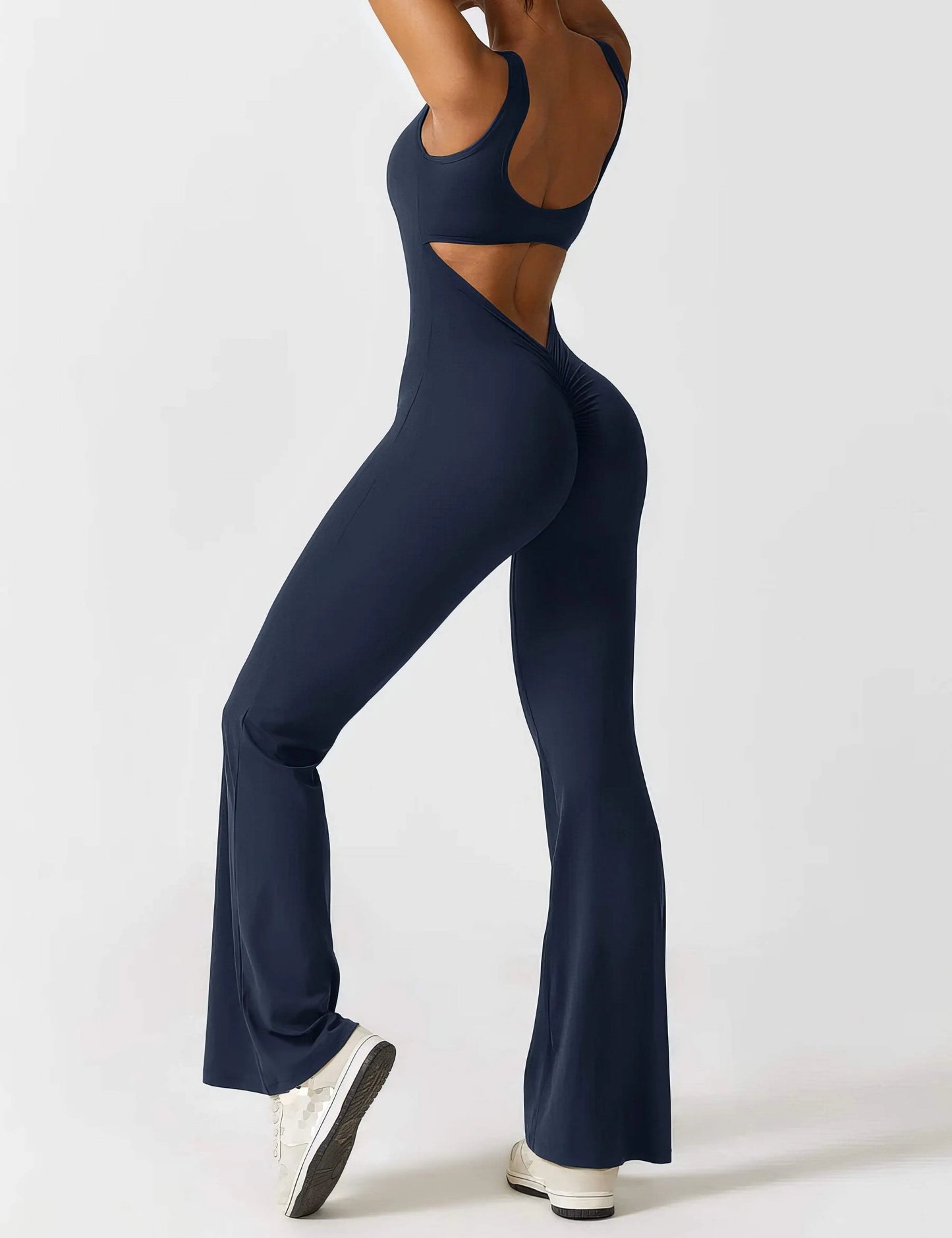 Emma | Elegante Jumpsuit met Uitlopende Pijpen 11