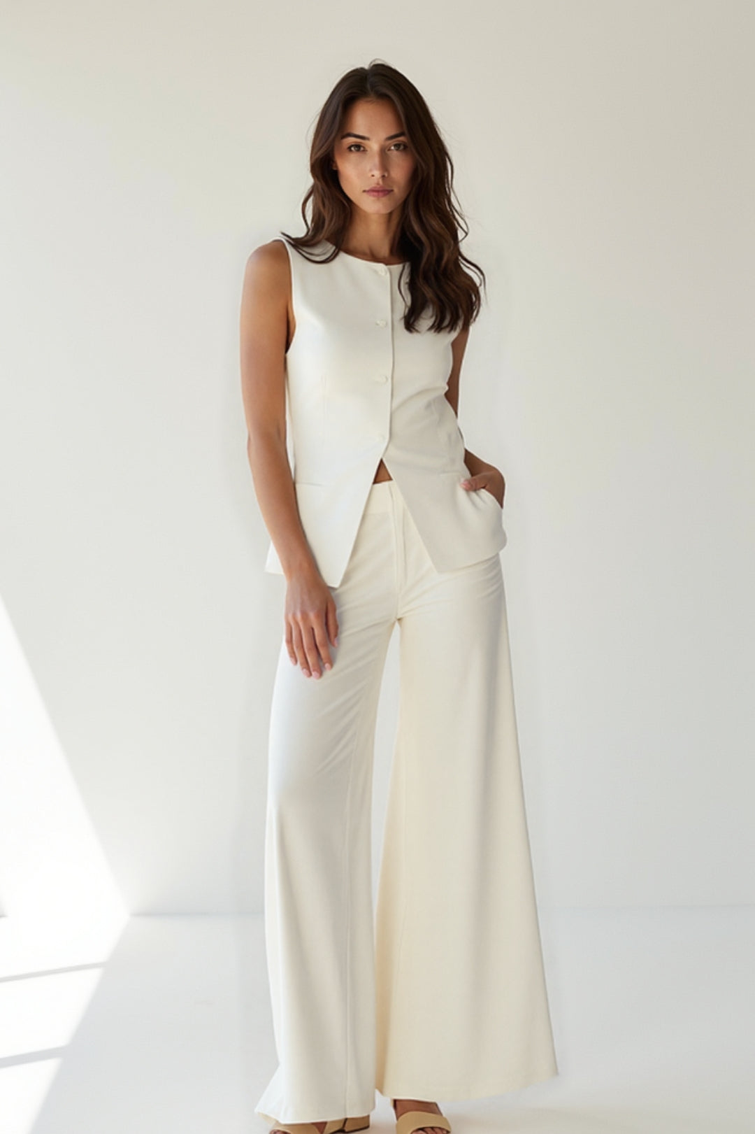 Dames co-ord set – gilet rond, palazzo broek, minimalistisch chic