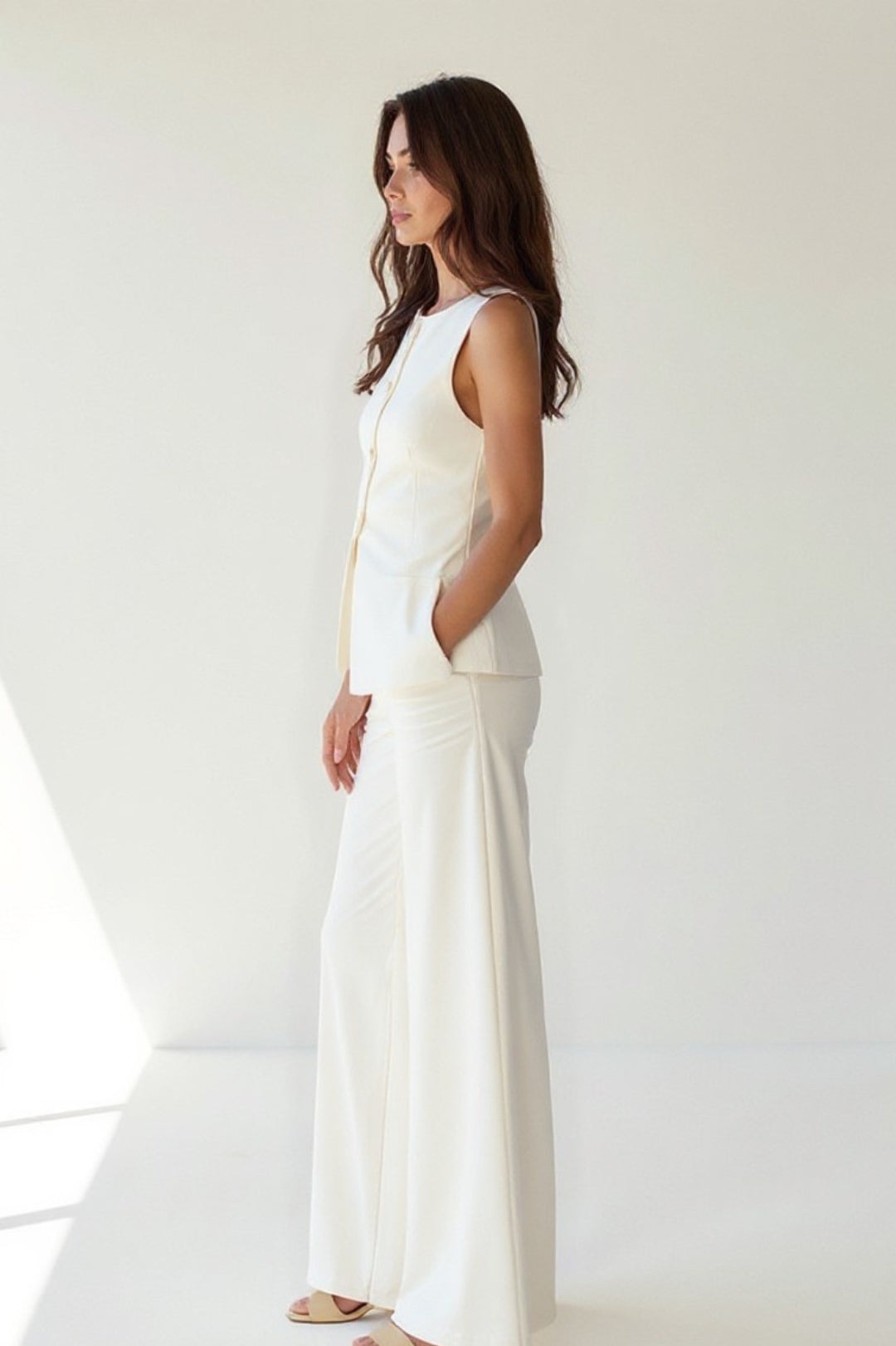 Dames co-ord set – gilet rond, palazzo broek, minimalistisch chic