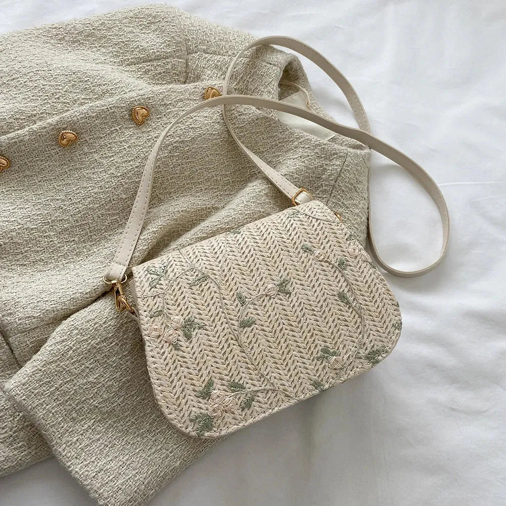 Dames schoudertas – stro, geborduurd, zomers design, lichtgewicht