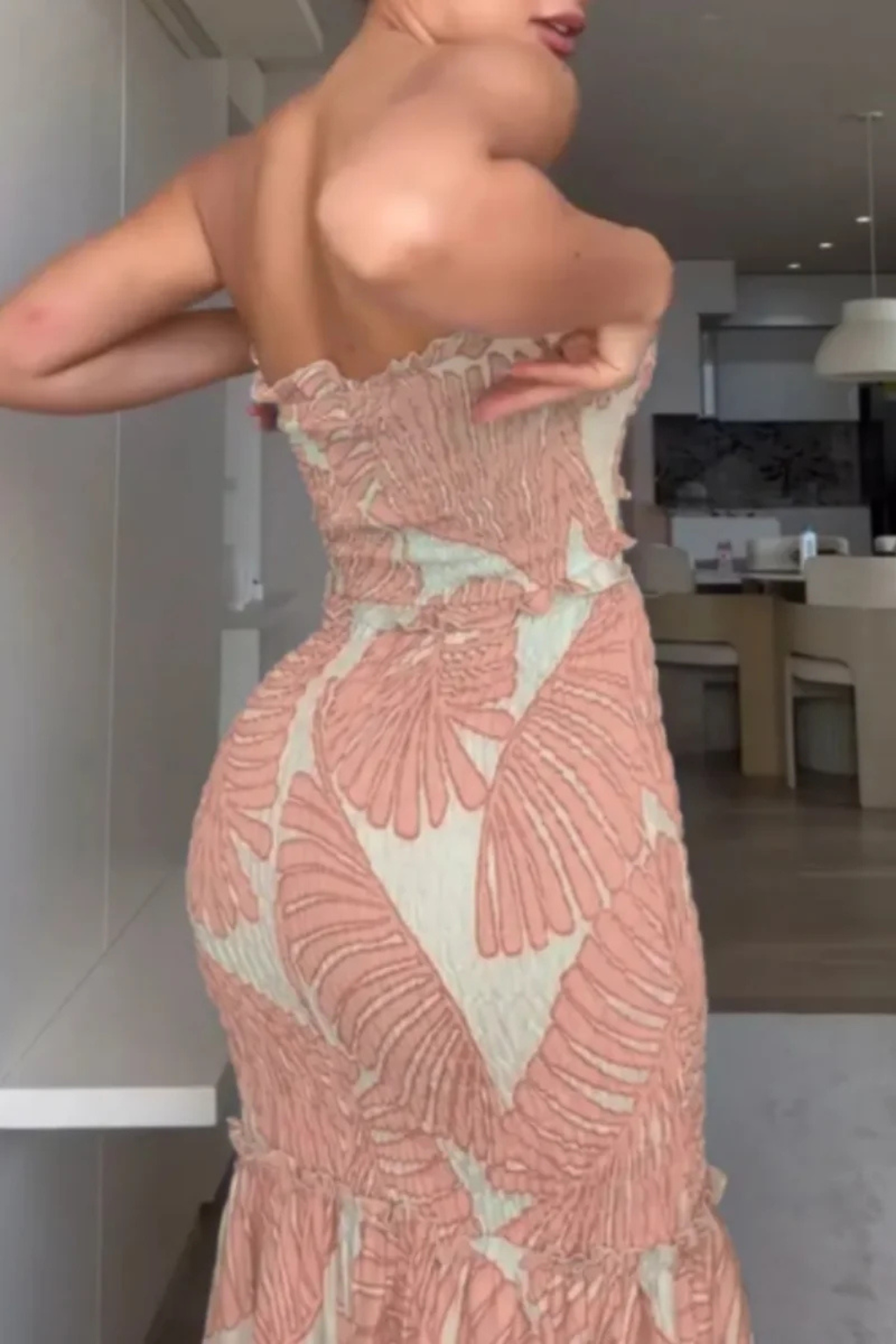 TROPICAL MAXI JURK | Strapless jurk – zomers, vrouwelijk en opvallend