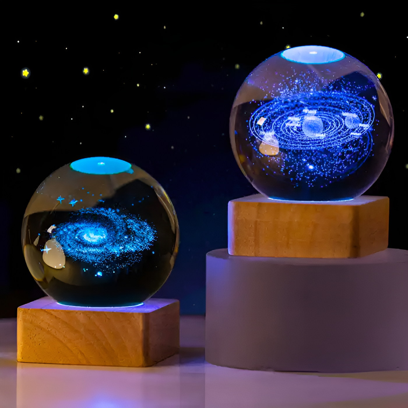 GalaxiaSphere Kristallen Galaxie Lamp – LED Lichtbol met Houten Voet en Kosmisch Effect