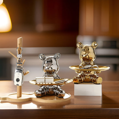 Happy Bear keramisch beeldje met schaal – Luxe decoratief dienblad met metalen voet – Modern design figuur voor woonkamer en hal