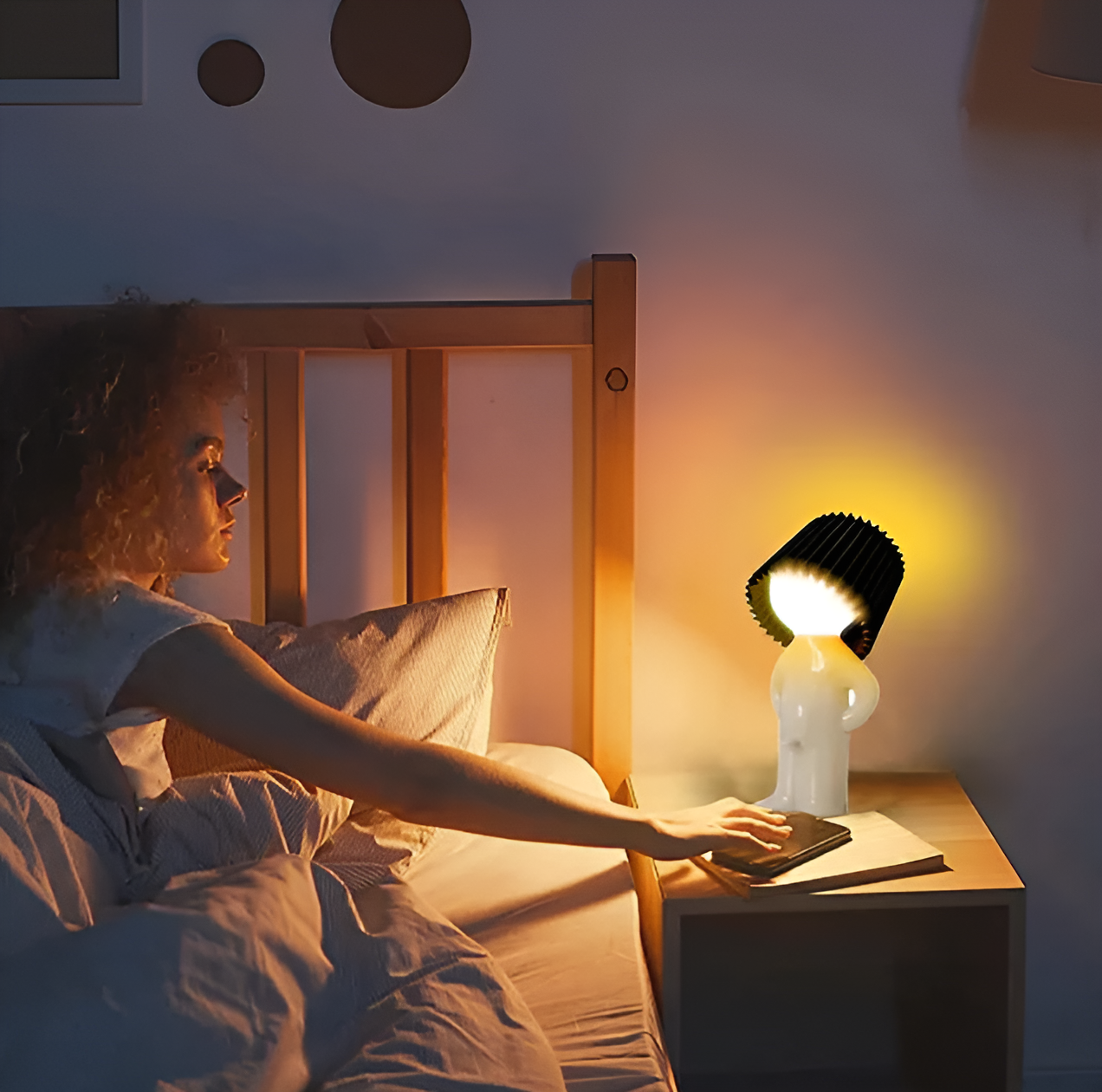 ShyBoy LED Tafellamp – Creatieve Kindervriendelijke Nachtlamp in Cartoonstijl | 29cm Hoog – Meerdere Kleuren