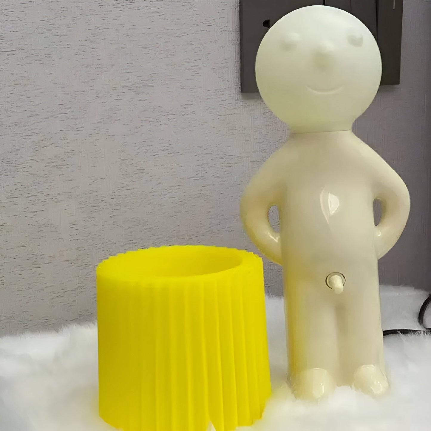 ShyBoy LED Tafellamp – Creatieve Kindervriendelijke Nachtlamp in Cartoonstijl | 29cm Hoog – Meerdere Kleuren