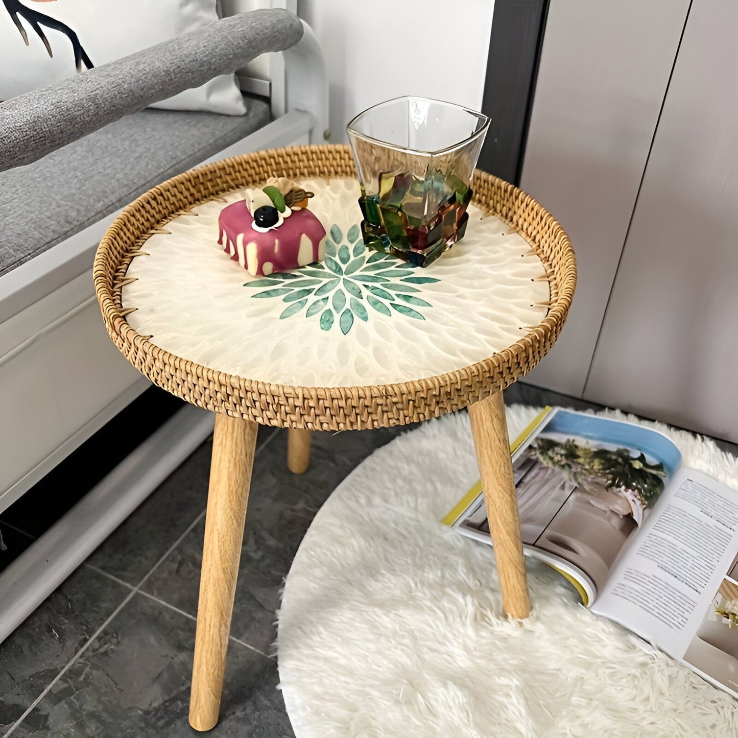 ScandiTripod Ronde Rattan Houten Salontafel – Handgemaakt Scandinavisch Design