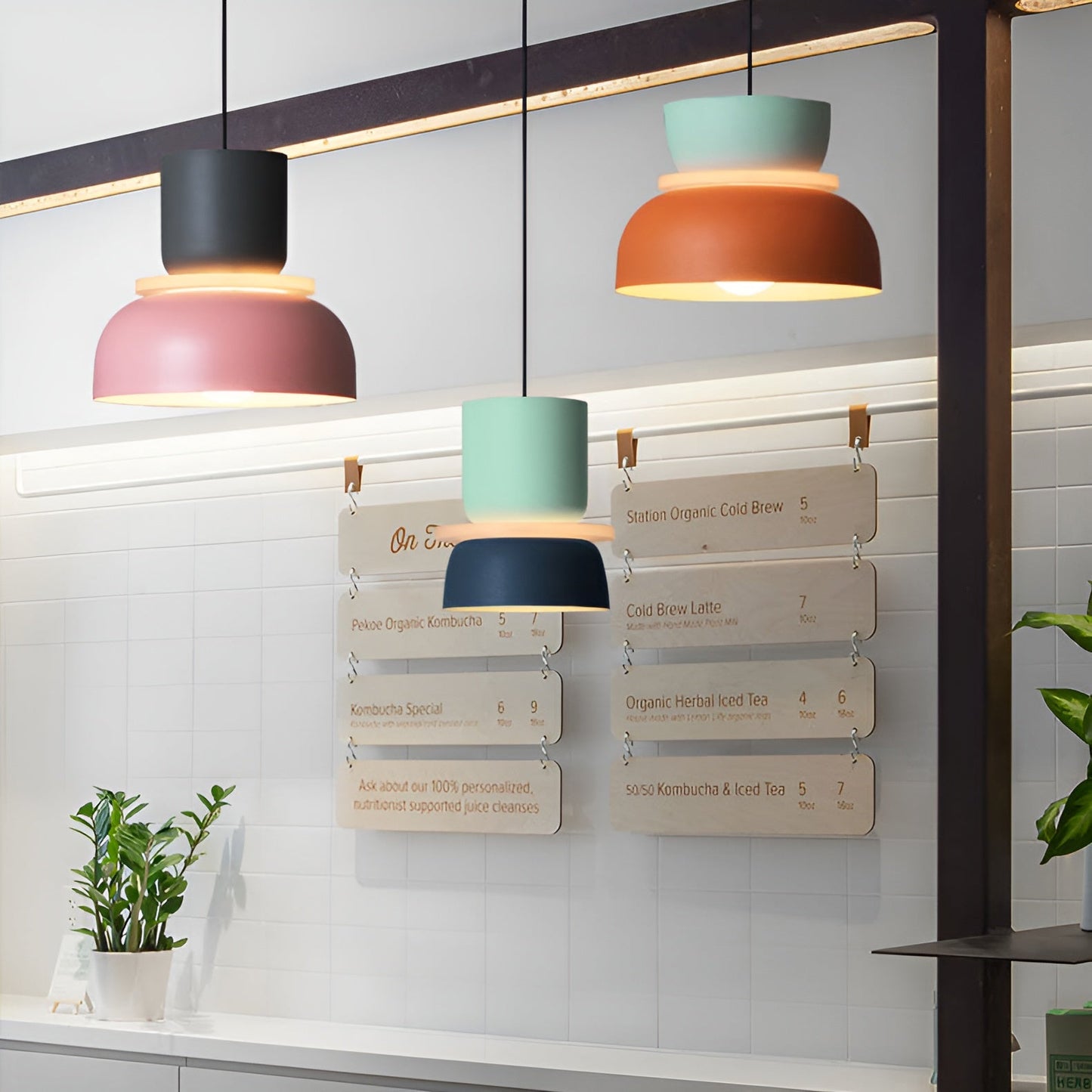 VividGlow Hanglamp – Macaron LED Designlamp van Metaal in Levendige Kleuren, Energiezuinig en Modern