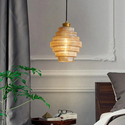 Retro Glas Hanglamp – Warme Amberkleurige Verlichting voor een Sfeervol Interieur