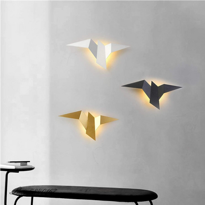 Origami Wandlamp – Japanse Designlamp in Metaal met Warm LED Licht | Artistieke Wandverlichting voor Slaapkamer of Woonkamer