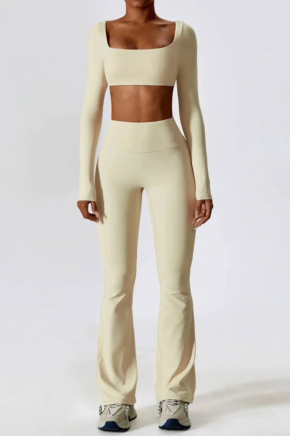 Dames set – flare legging en long sleeve crop top, stretch en comfortabel