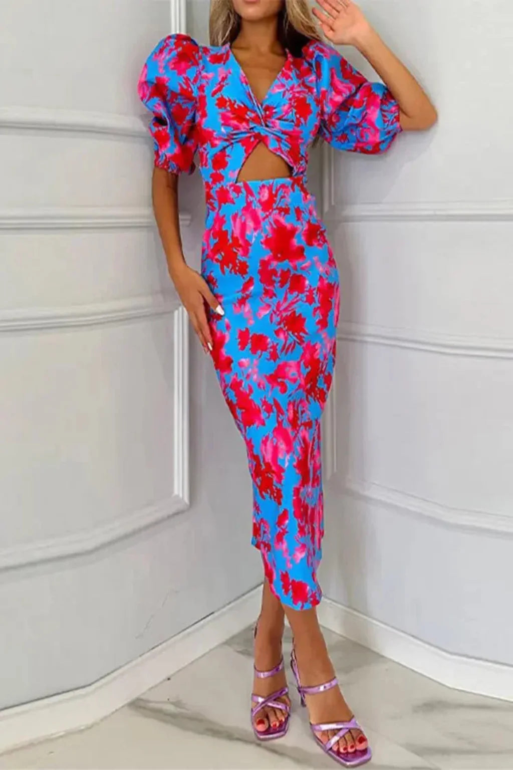 FLOWER MIDI JURK | Twist detail – vrouwelijk, opvallend en zomers