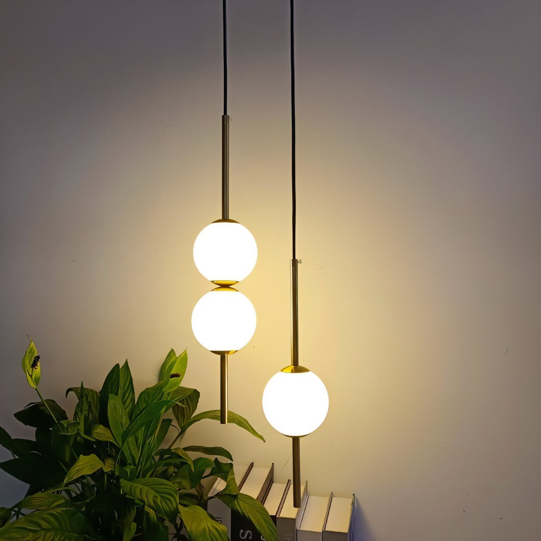 Afzal Glazen Bol Hanglamp – Modern Design met Scandinavische Uitstraling