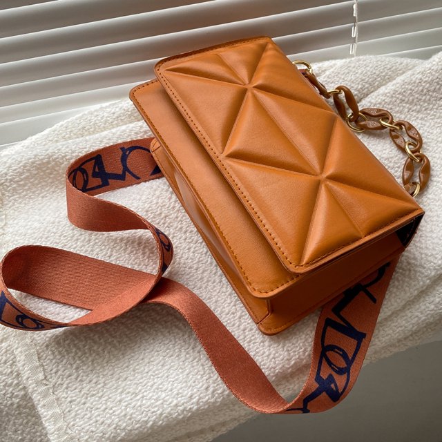 Dames handtas – gewatteerd, met kettingriem, crossbody, stijlvol