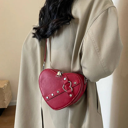 Dames tas – hartvormig, PU leer, rivet design, rood, crossbody
