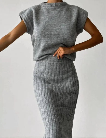 Emma | Stijlvolle Gebreide Crop Top en Rok 11