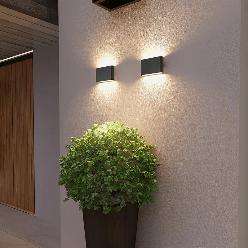 Auralis Wandlamp Buiten – Weerbestendige LED Verlichting voor Gevels en Terrassen