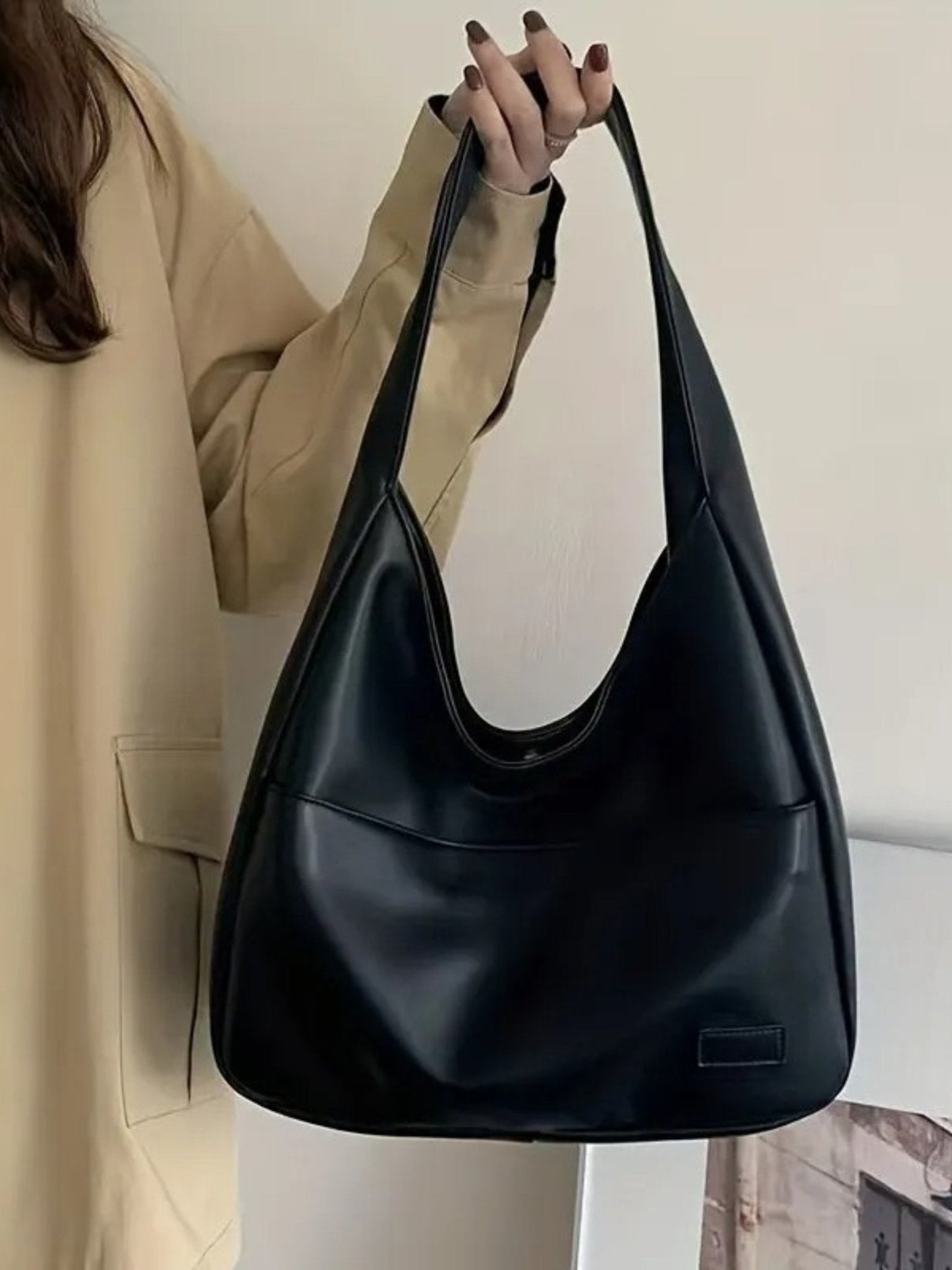 Leren Schoudertas – Luxe Echtleder Tas met Ruime Indeling voor Tijdloze Elegantie