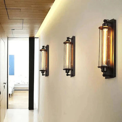 Vintage Wandlamp van Metaal - Tijdloos LED Design voor een Klassiek en Modern Interieur