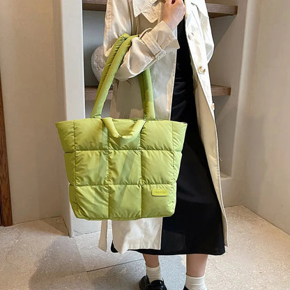 Gewatteerde Tote Tas – Luxe Nylon Dames Tas met Ruime Indeling & Tijdloos Design